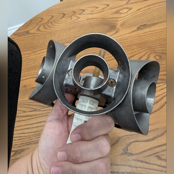 - Donut rotary cutter. Unbranded. Stainless with plastic handles.  2.75 Inches - Picture 5 of 6